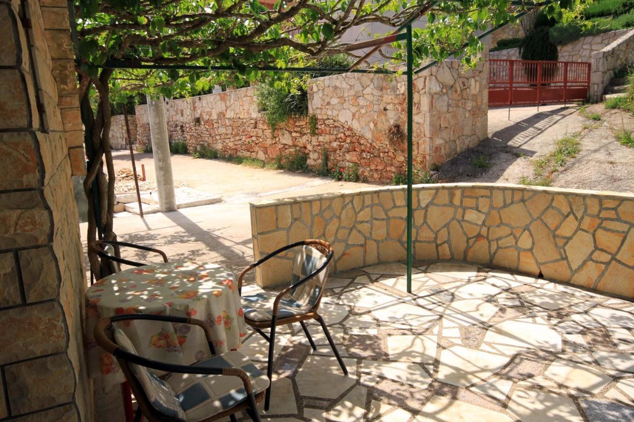 Apartments By The Sea Basina, Hvar - 542 Vrbanj Extérieur photo