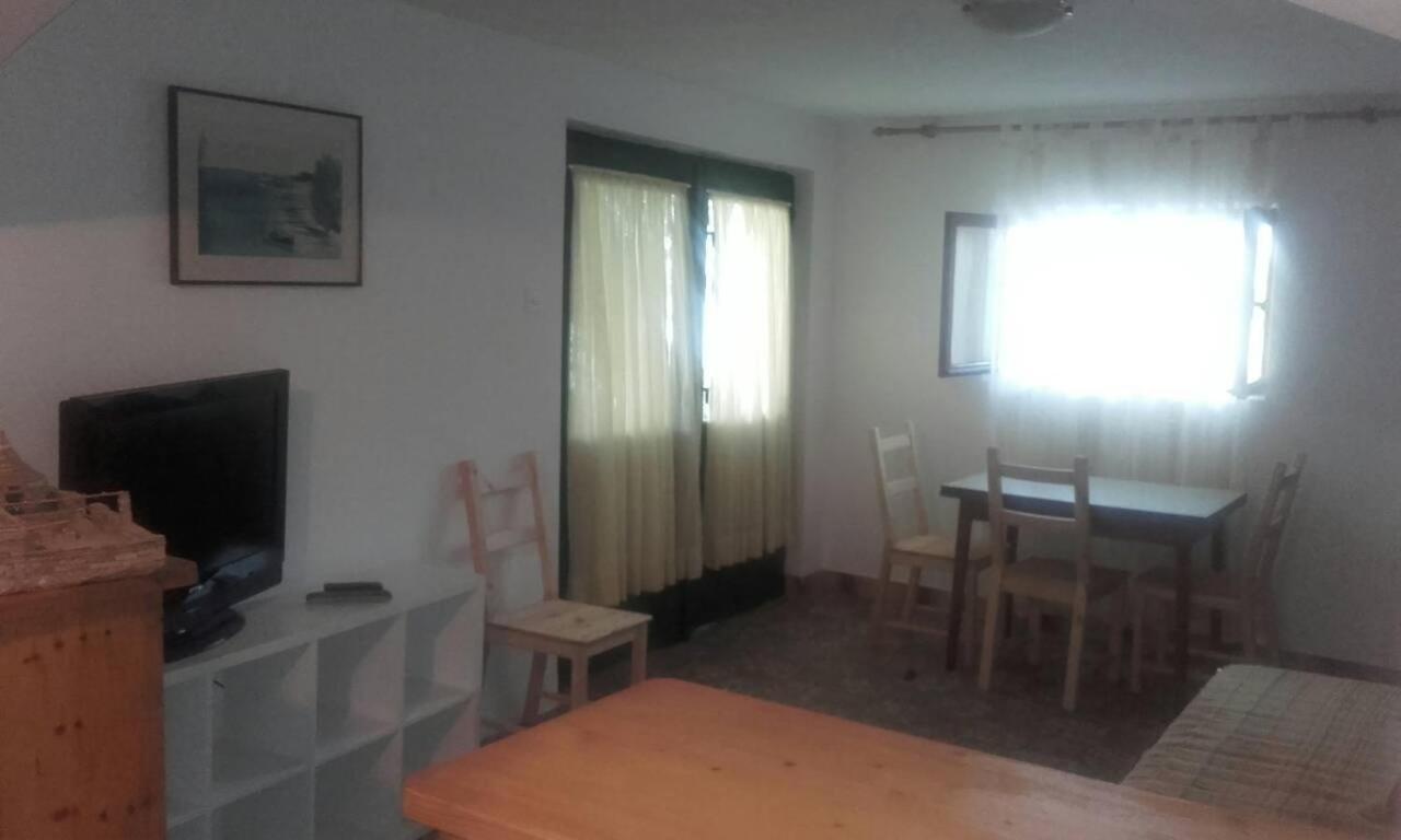 Apartments By The Sea Basina, Hvar - 542 Vrbanj Extérieur photo