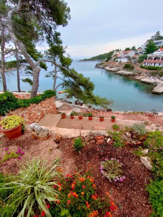 Apartments By The Sea Basina, Hvar - 542 Vrbanj Extérieur photo